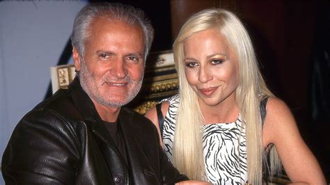 campanella versace|donatella versace sister.